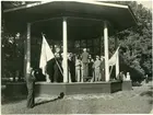 Västerås, Vasaparken.
Sångkör i Munkpaviljongen, 1937.