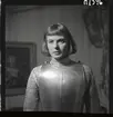 1687 Ingrid Bergman U.S.A Huvudrollen i Broadway-pjäsen Joan of Lorraine, som adapterades för film i Jeanne d'Arc regisserad av Victor Flemming.