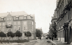 Postkort, Hamar, Jernbaneplassen, Torggata 12 Vangs spareban