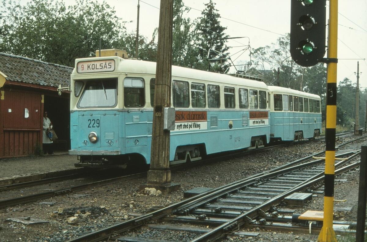 STBO 581 og MBO 229, linje 9, Bråten.