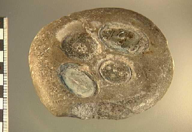 AV KALKSTEN, 73 x 85 MM.