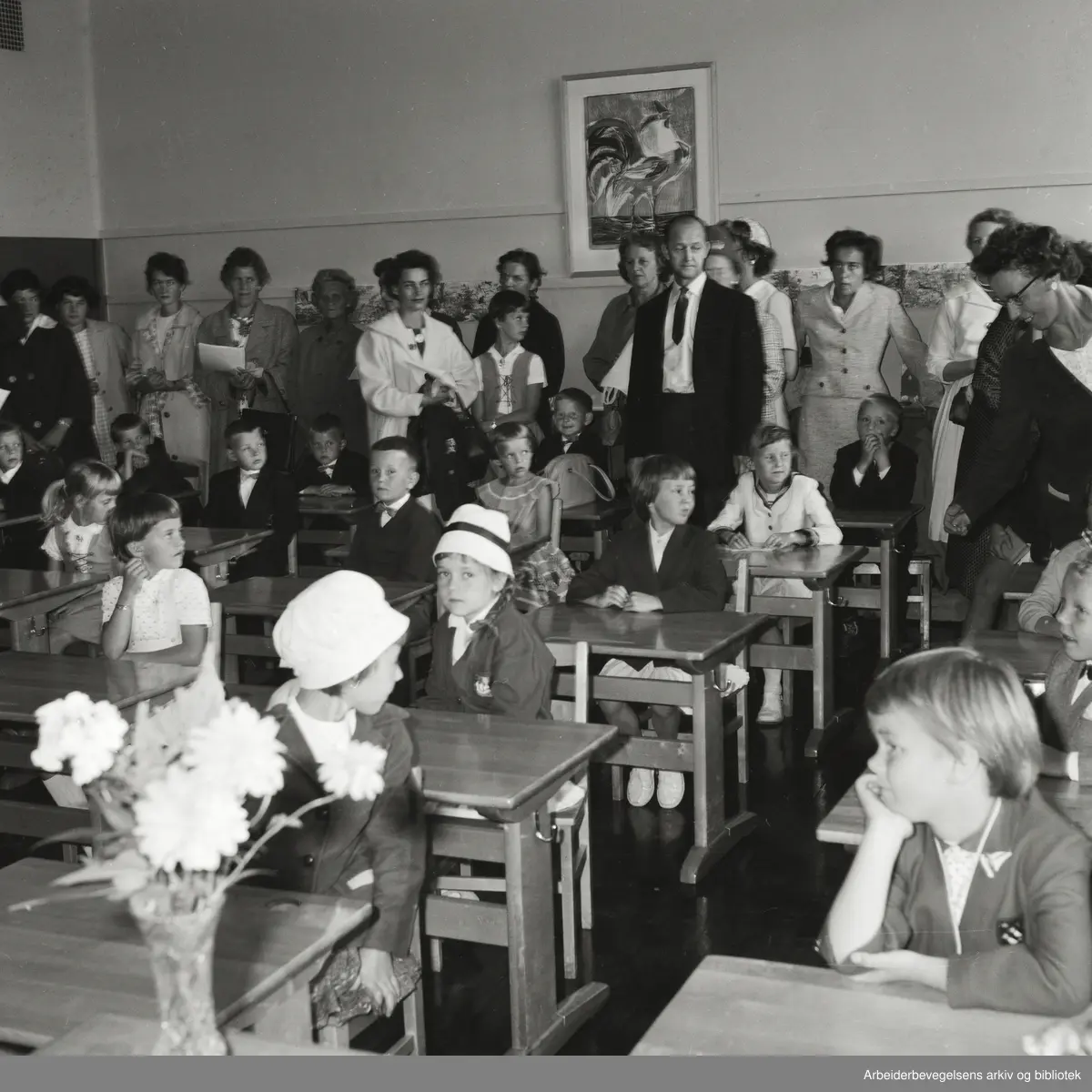 Første skoledag. Oslo-området. Udatert. Siste halvdel av 1950-tallet