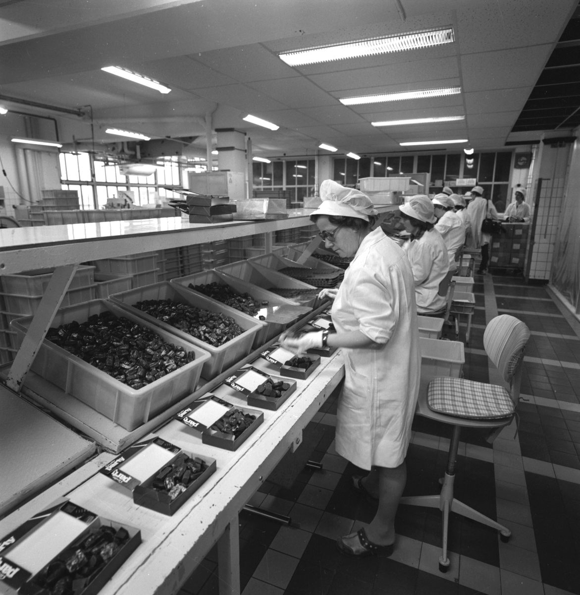 Serie bilder från Cloettas anläggning i Ljungsbro. Året var 1979.