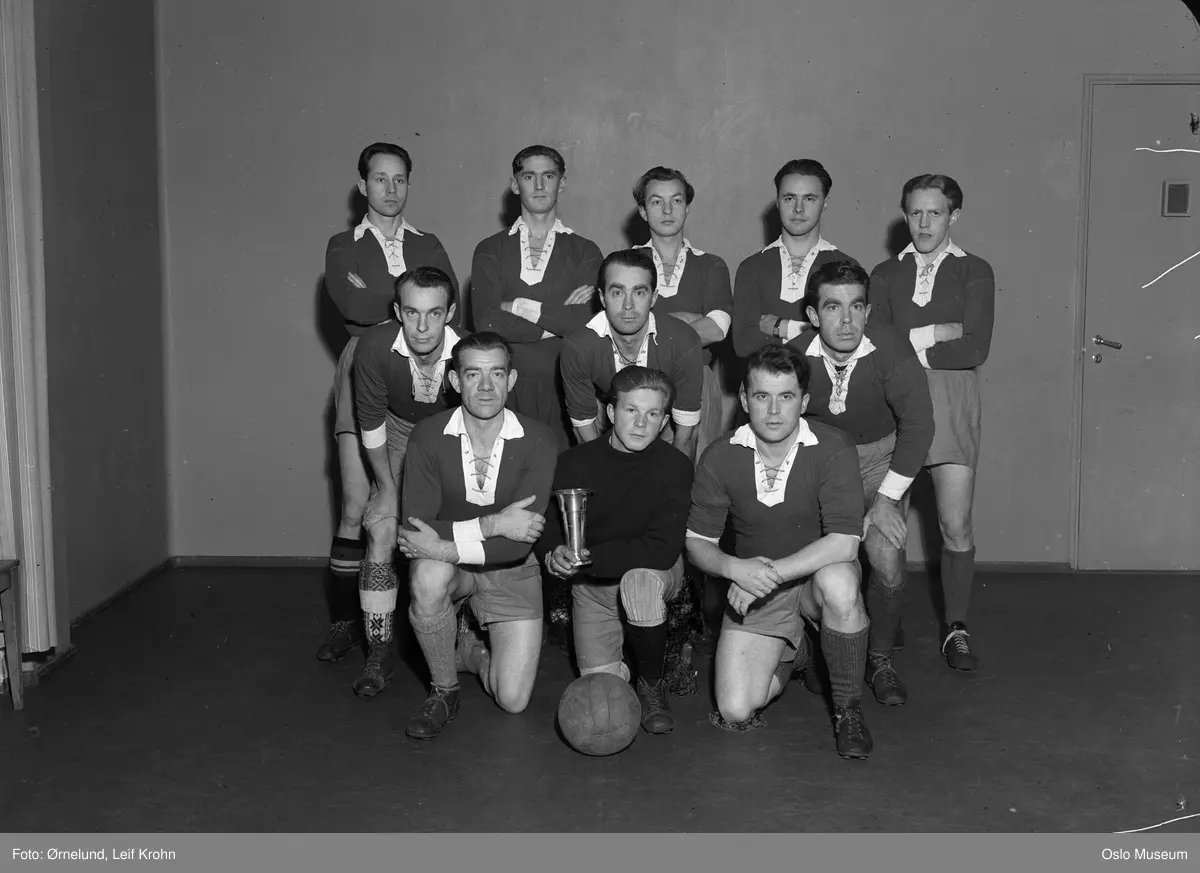 Rikshospitalets idrettslag, bedriftidrettslag, fotballag, gruppe, menn, pokal