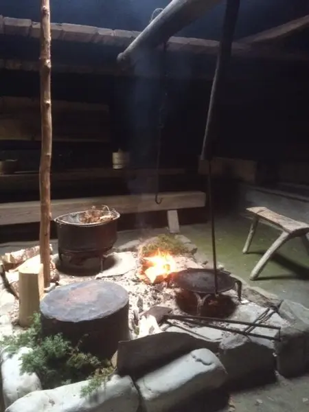 Inne i Malisetra på Meldal bygdemuseum