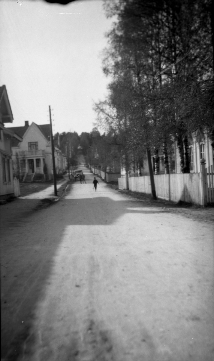 Foto fra vestsiden, "vessia" Porsgrunn

Fotosamling etter fotograf og kringkastingsmann Rikard W. Larsson (31.12.1924 - 08.06.2015).