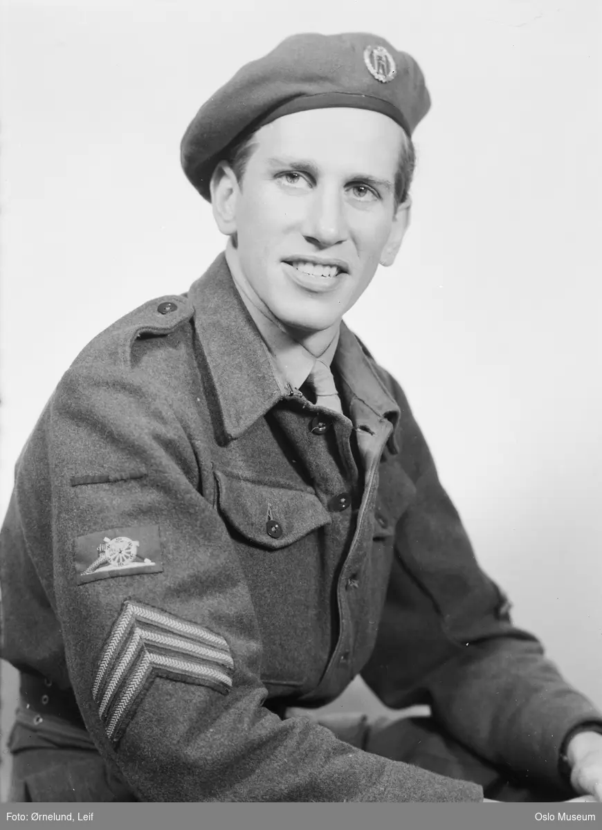 portrett, mann, brystbilde, uniform, beret