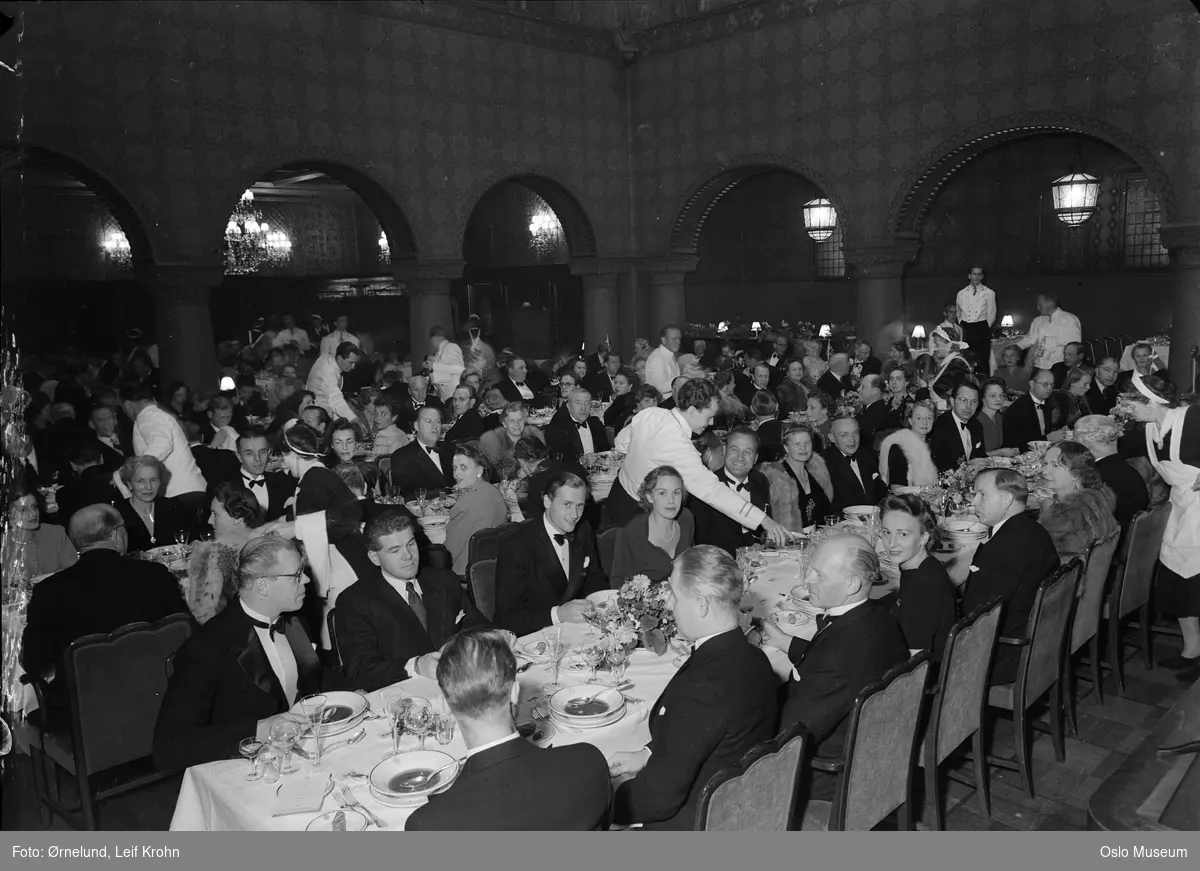 Hotel Bristol, interiør, Kommunale kinematografers landsforbund, landsmøte, middag i Mauriske hall