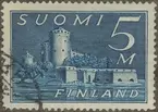 Frimärke ur Gösta Bodmans filatelistiska motivsamling, påbörjad 1950.
Frimärke från Finland, 1930. Motiv av Savonlinna = Nyslott= Olofsborg i Savolaks, Finland