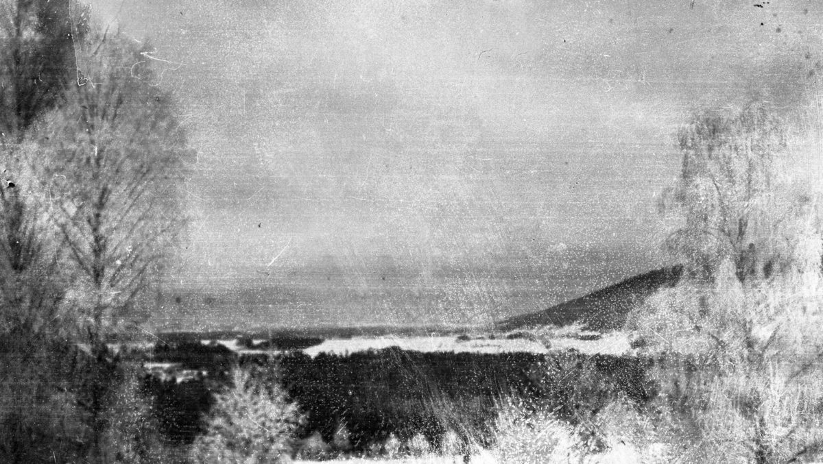 Serie med bilde frå ein militærleir
