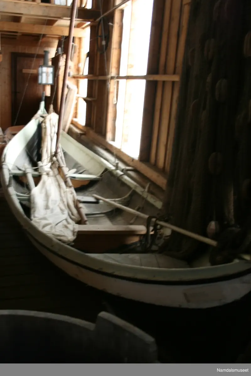 Færing av Bindalsfæringstypen. Med seil