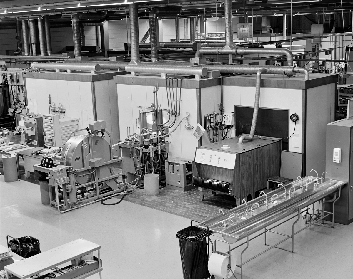 Fremkallingsmaskiner i Schrøders Laboratorium