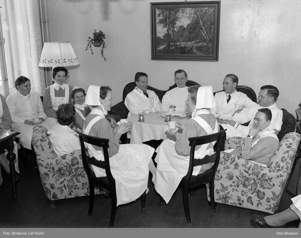 Lovisenberg sykehus, interiør, gruppe, personale, menn, kvinner, diakonisser