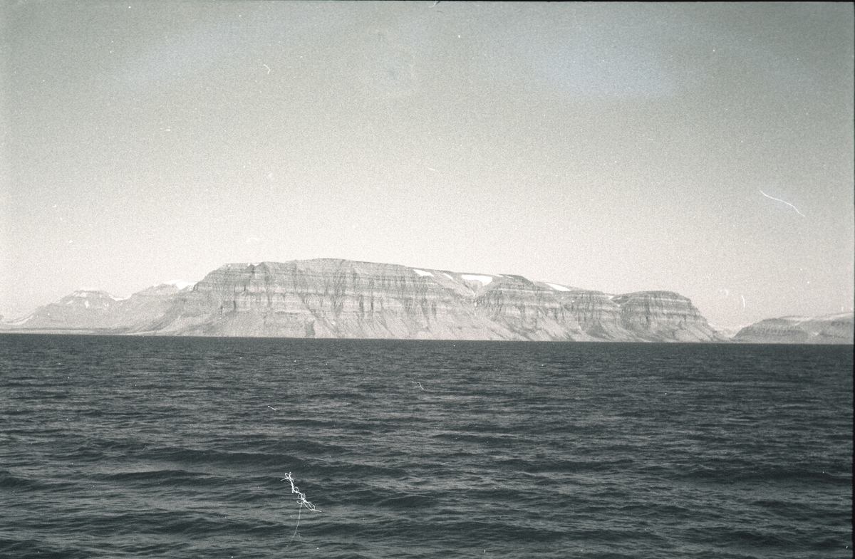 Tur med Nordsyssel til Hilmar Nøis på Fredheim i Tempelfjorden 26.juli 1960.