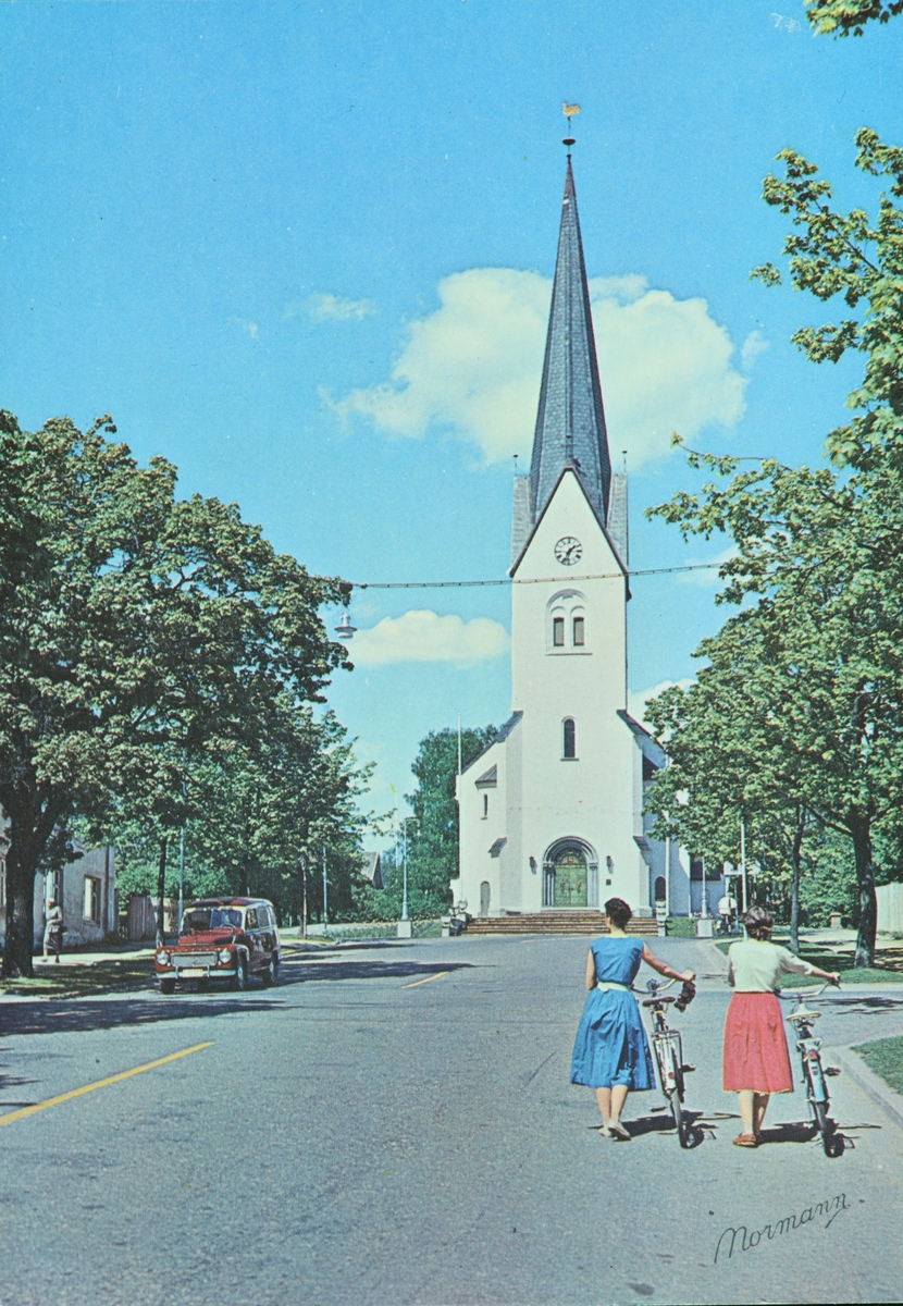 Postkort, Hamar domkirke, eksteriør, Kirkegata 14, 
(2 motiver av Domkirken med samme produksjonsnummer. pluss et foto i farger)