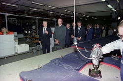 Kronprins Harald besøker Bergans Meis.