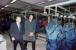 Kronprins Harald besøker Bergans Meis.