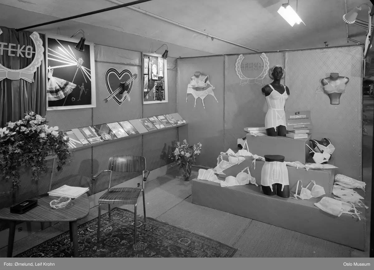 Tekstilmessen, interiør, utstilling, stand, Den norske bånd- og blondefabrik, Teko fabrikker, undertøy