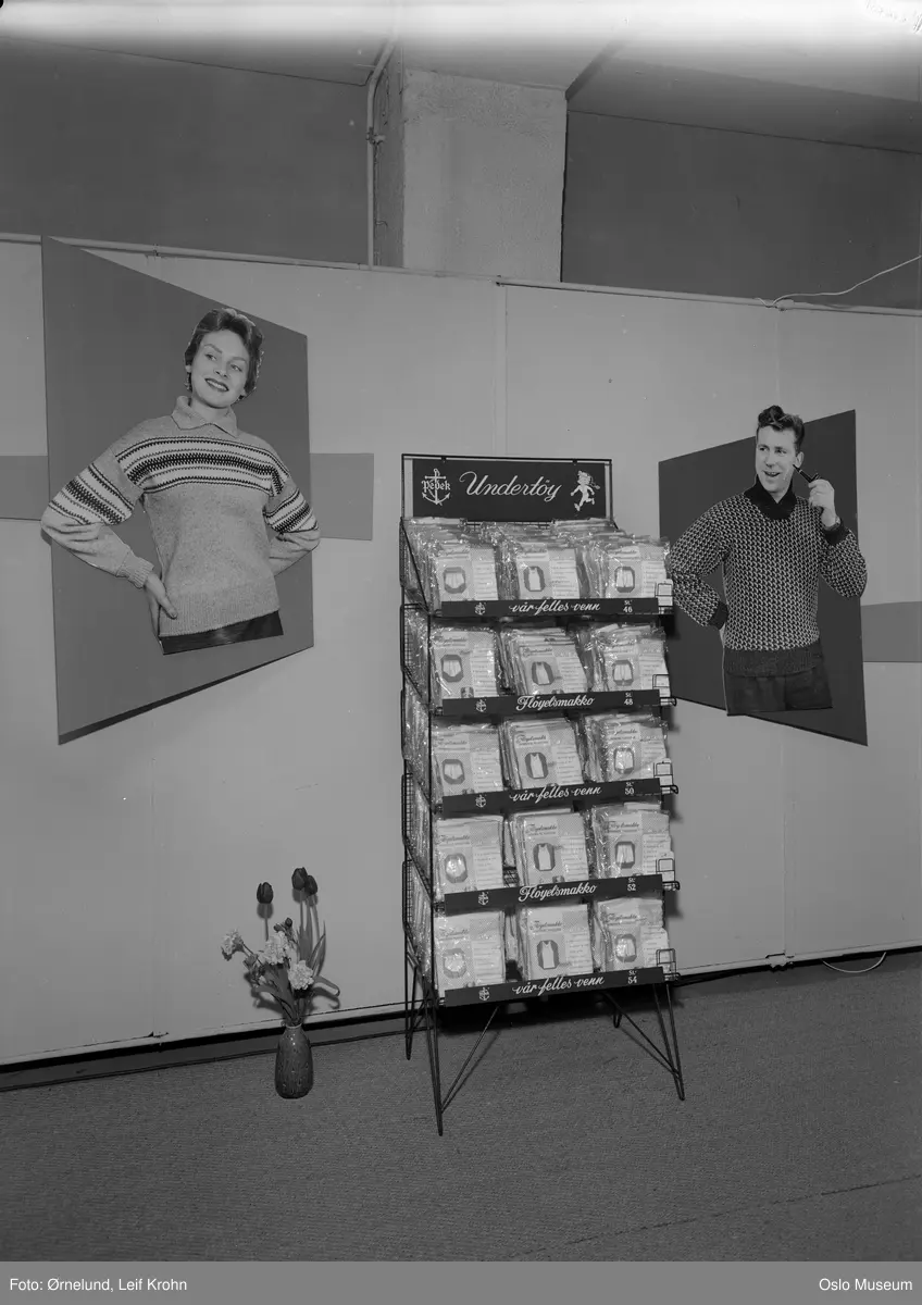 Tekstilmessen, interiør, utstilling, Petersen & Dekke Tricotagefabrik a.s., undertøy