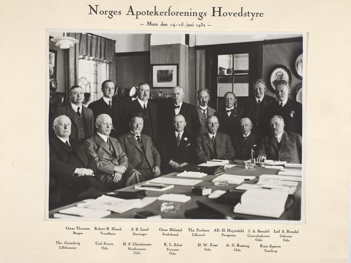 Norges Apotekerforenings Hovedstyre i Oslo, 1932.