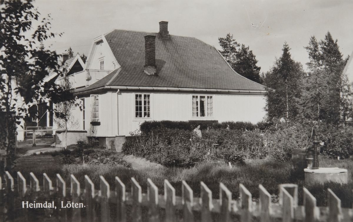 Postkort, Løten, Heimdal landhandel, butikk, kjøpmann Engebret H. Henrichsen startet her i 1919, kolonialforretningen ble overtatt av Martin Kværneng i 1944,