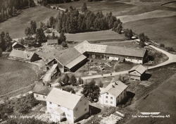 Flyfoto, Vang H, Ingelsrud gård, gnr/bnr 83/1, Ingelsrudvege