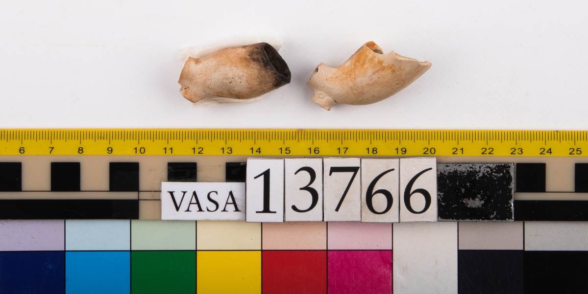 Två huvud till kritpipor.