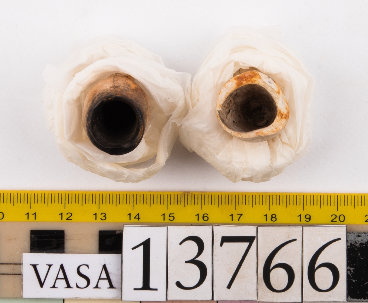 Två huvud till kritpipor.