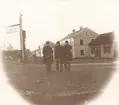 Kyrkogatan sedd från korsningen med Rådhusgatan, Enköping, ca 1895-1900.