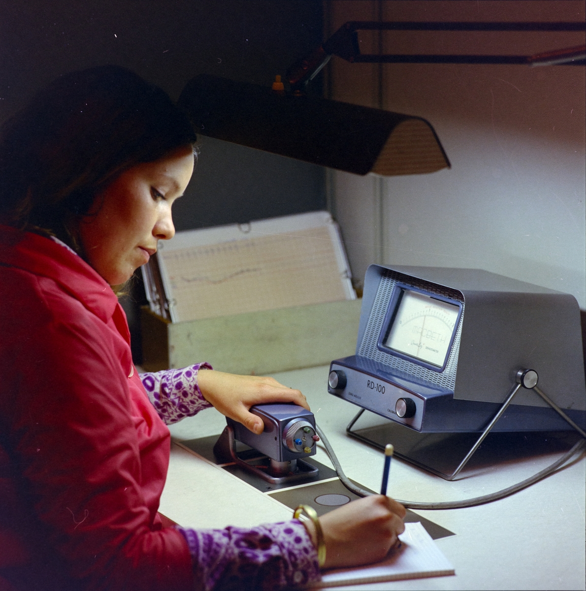 Notering av målte fargeverdier fra et reflektivt densitometer hos Fotograf Schrøder