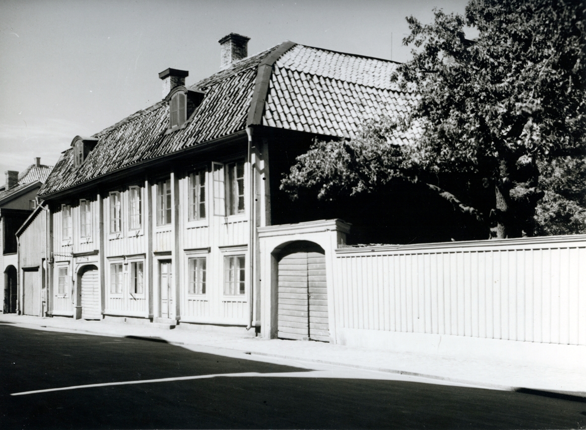 Hus på Södra Långgatan, Kalmar. Kv. Bryggaren 14.