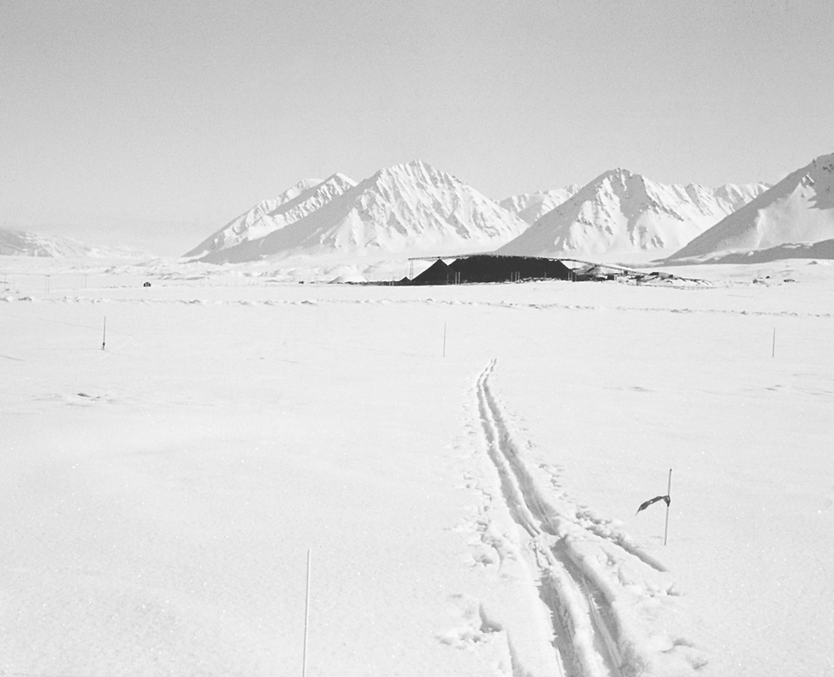 Ester-gruva og kullhaug. I drift 1947-1962