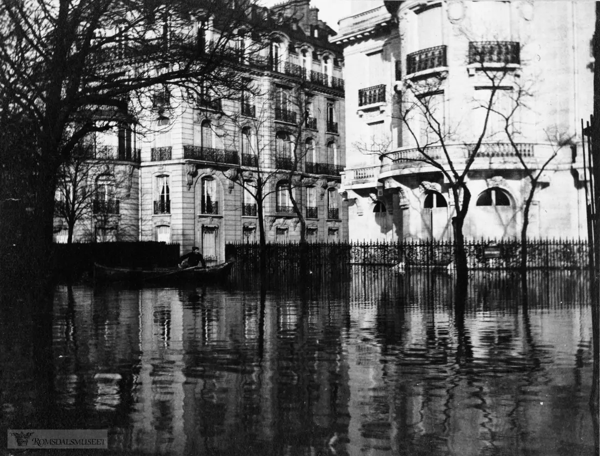 Fra Jonas Lied samlingen., "Floods in Paris, 1909"