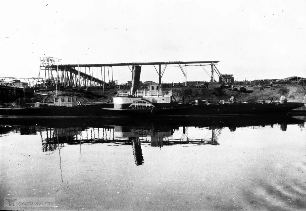 Fra Jonas Lied samlingen., "Coal mine near Minousinsk"