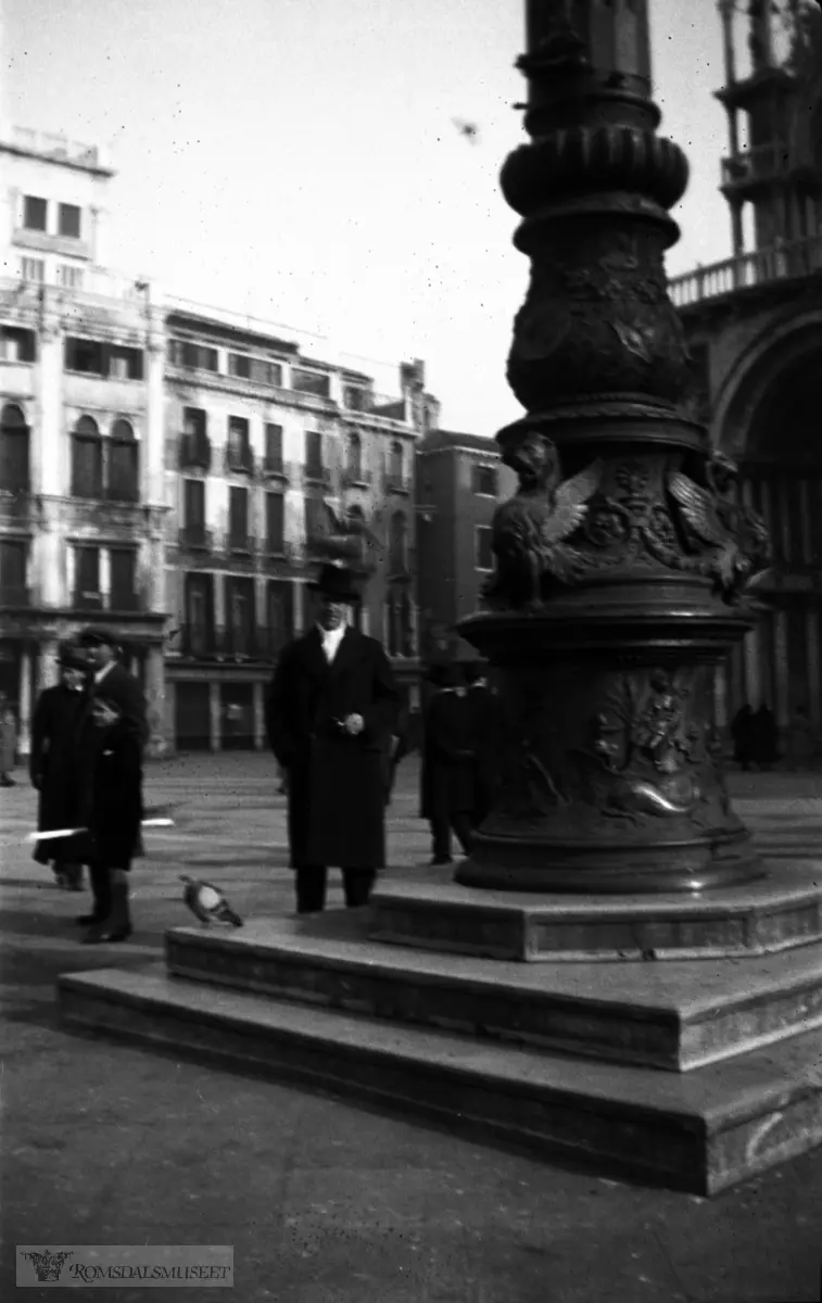 Fra Jonas Lied samlingen., Trolig Venecia, Saint Mark Square