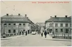 Brevkort - Drottninggatan med Nybron och Carolina Rediviva, Uppsala