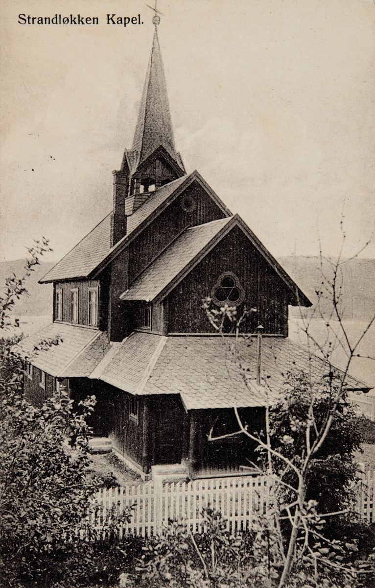 Postkort, Stange, Espa, Strandlykkja kapell, trekirke, innviet 13. august 1915, Strandlykkja kirke, Spitalsvegen 64, byggmester var Ole Engen,