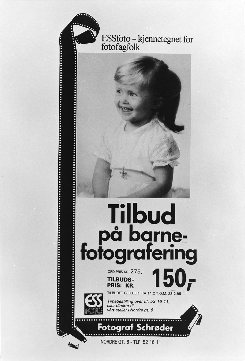 Diverse reklamebilder med ulike tilbud og for åpning av ny butikk hos Fotograf Schrøder