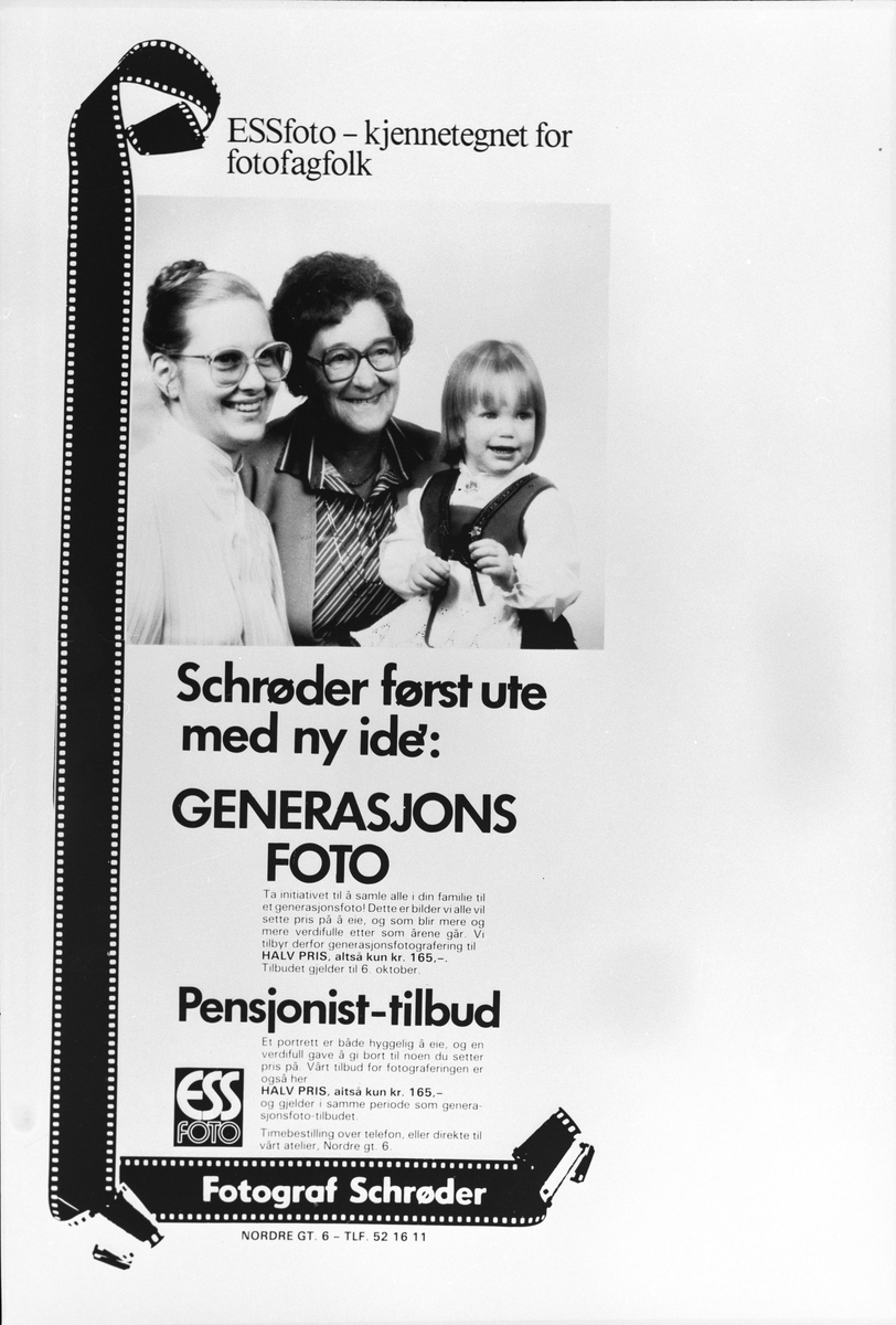 Diverse reklamebilder med ulike tilbud og for åpning av ny butikk hos Fotograf Schrøder