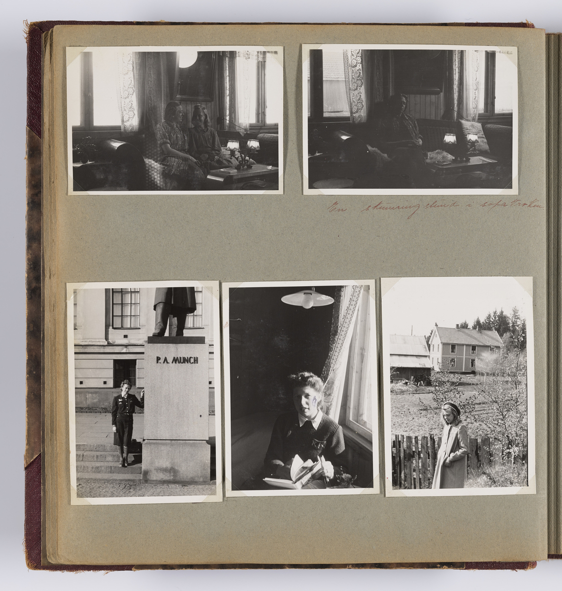 Diverse familiebilder og selvportretter til Synnøve Brændshøi tatt mellom 1938 og 1944. Albumet inneholder feriebilder fra Vrengen (Vestlandet), Vrengen bru, Tjøme, Ormelet pensjonat, Hurdalsjøen, Hamar, Lillehammer, Oslo, Trandum, Vigelandsparken.

Albumet inneholder bilder av Kronprins Olav på Trandum tatt i 1938. 

Julebilder og nyttårsaften bilder fra 1942/43.  