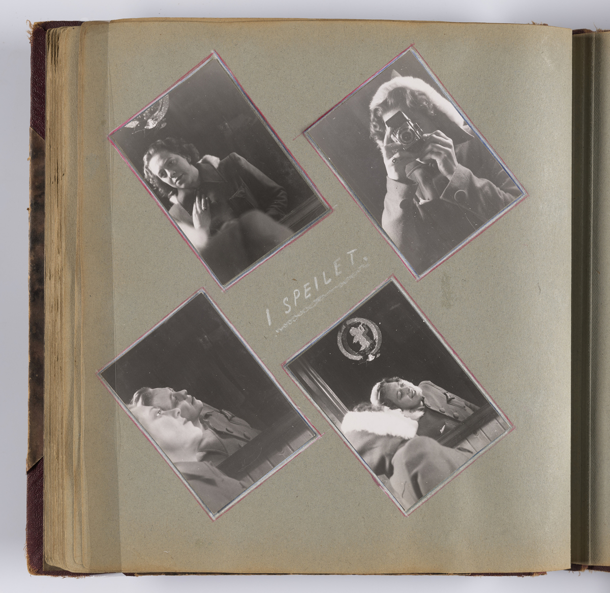 Diverse familiebilder og selvportretter til Synnøve Brændshøi tatt mellom 1938 og 1944. Albumet inneholder feriebilder fra Vrengen (Vestlandet), Vrengen bru, Tjøme, Ormelet pensjonat, Hurdalsjøen, Hamar, Lillehammer, Oslo, Trandum, Vigelandsparken.

Albumet inneholder bilder av Kronprins Olav på Trandum tatt i 1938. 

Julebilder og nyttårsaften bilder fra 1942/43.  