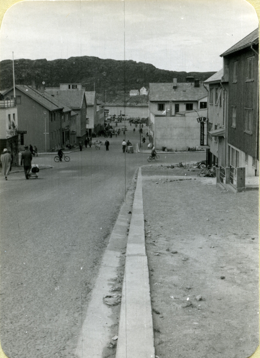 Motiv fra professor Schytte gt. i Bodø tidlig på 1950-tallet.