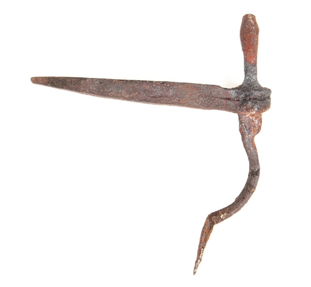 Gångjärn, beigemålat järn.
a) beslag
b) gångjärn

Mått:
a) L 15cm B 9cm
b) L 17cm B 16cm