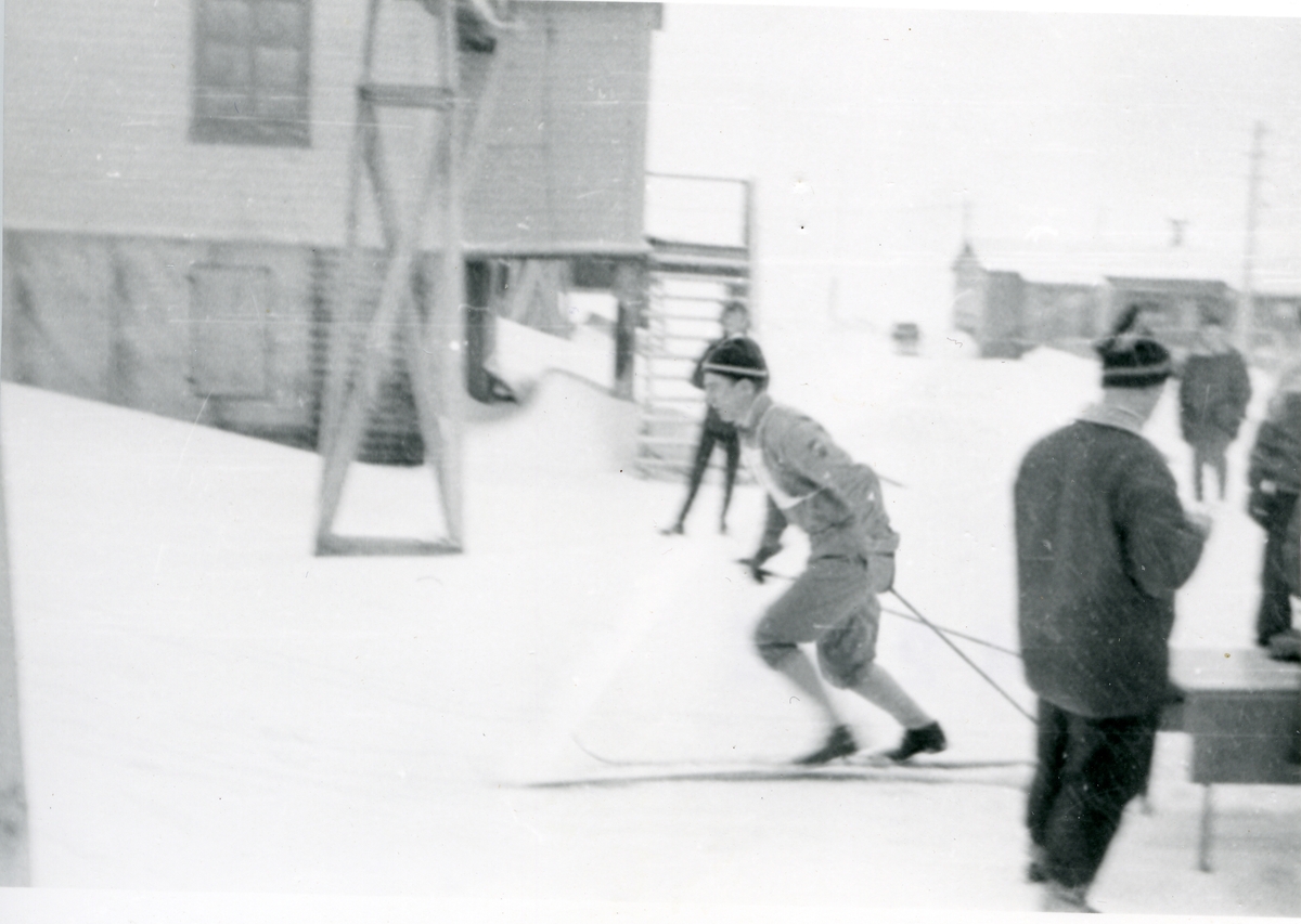 Skirenn i Longyearbyen ca. 1958