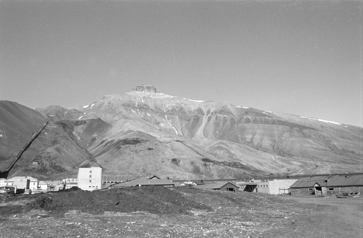 Pyramiden.