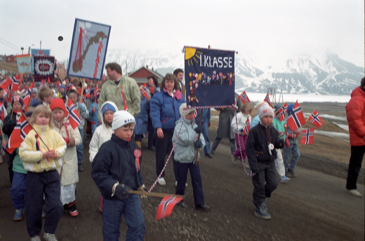 17. mai tog i Longyearbyen.