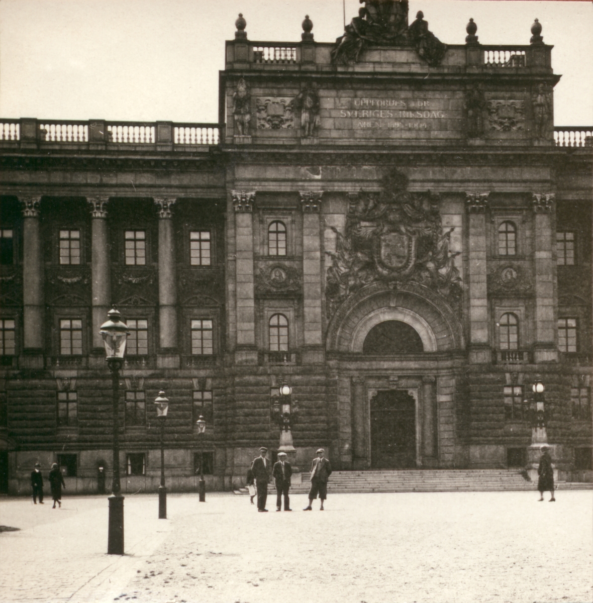 Stockholm, Schloss Bilder tatt av Walter Göpfer under opphold på og reise til Svalbard i perioden 1926-1933.Bildene er gitt til museet av barnebarnet Helmut Rasch.