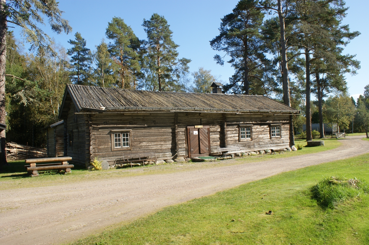 Rökstuga