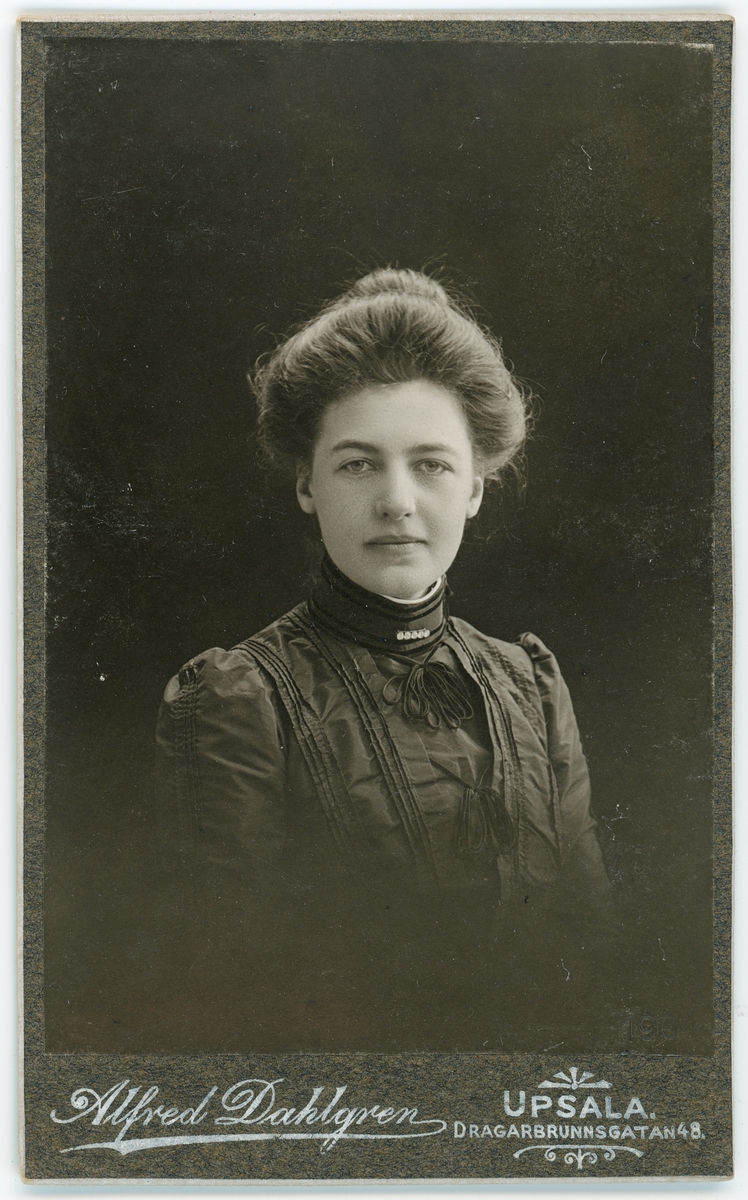 Visitkortsfotografi - Eva Nyström, Uppsala 1904
