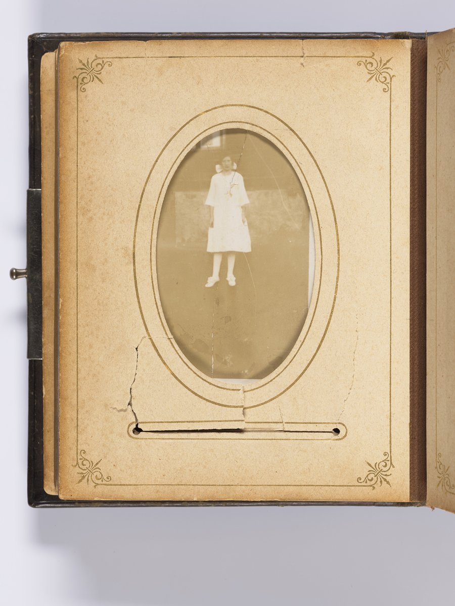 Fotoalbum med atelierfoto. Carte visite.